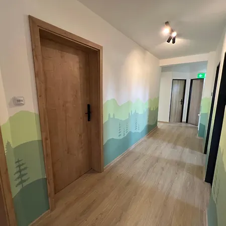 Hikers Paradise High Tatras ホステル Štrba