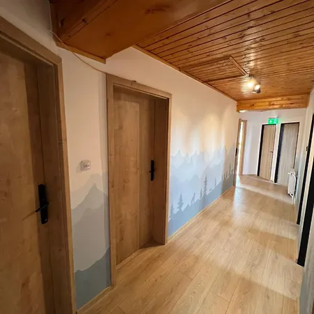 ホステル Hikers Paradise High Tatras Štrba