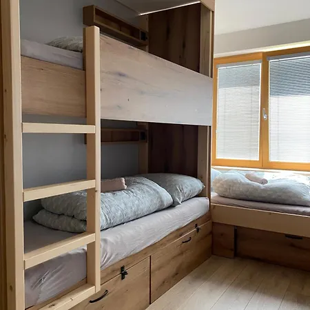 ホステル Hikers Paradise High Tatras *