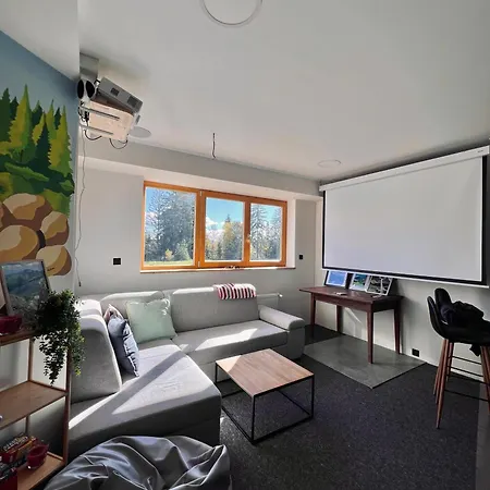 Hikers Paradise High Tatras ホステル *